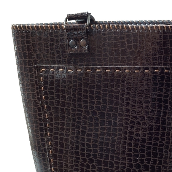 🌟Host Pick 🌟 Leather Crochet Store Genuine Leather Tote Bag - Picture 6 of 7